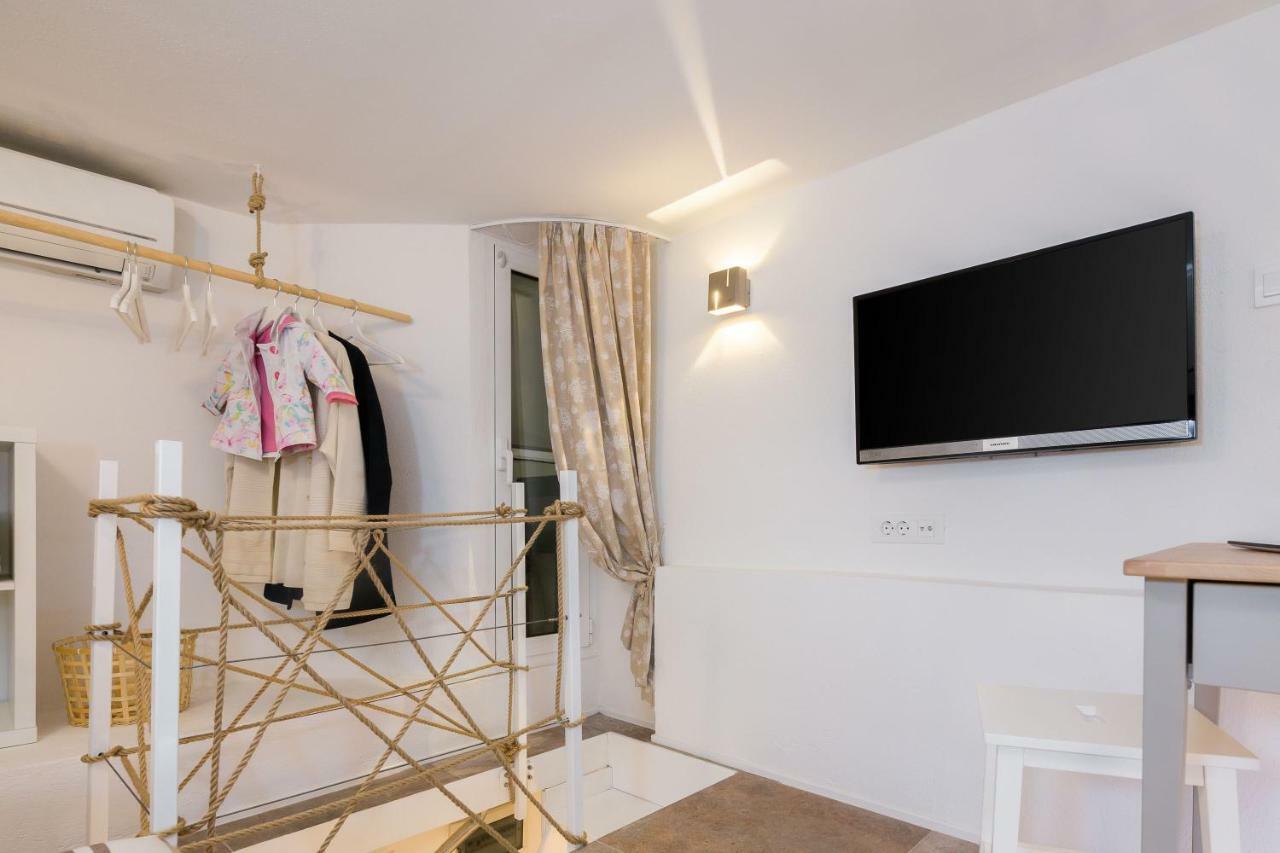 Rooms N&M Split Eksteriør billede